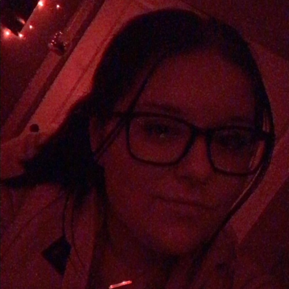 Meet your Posher, Kennedy